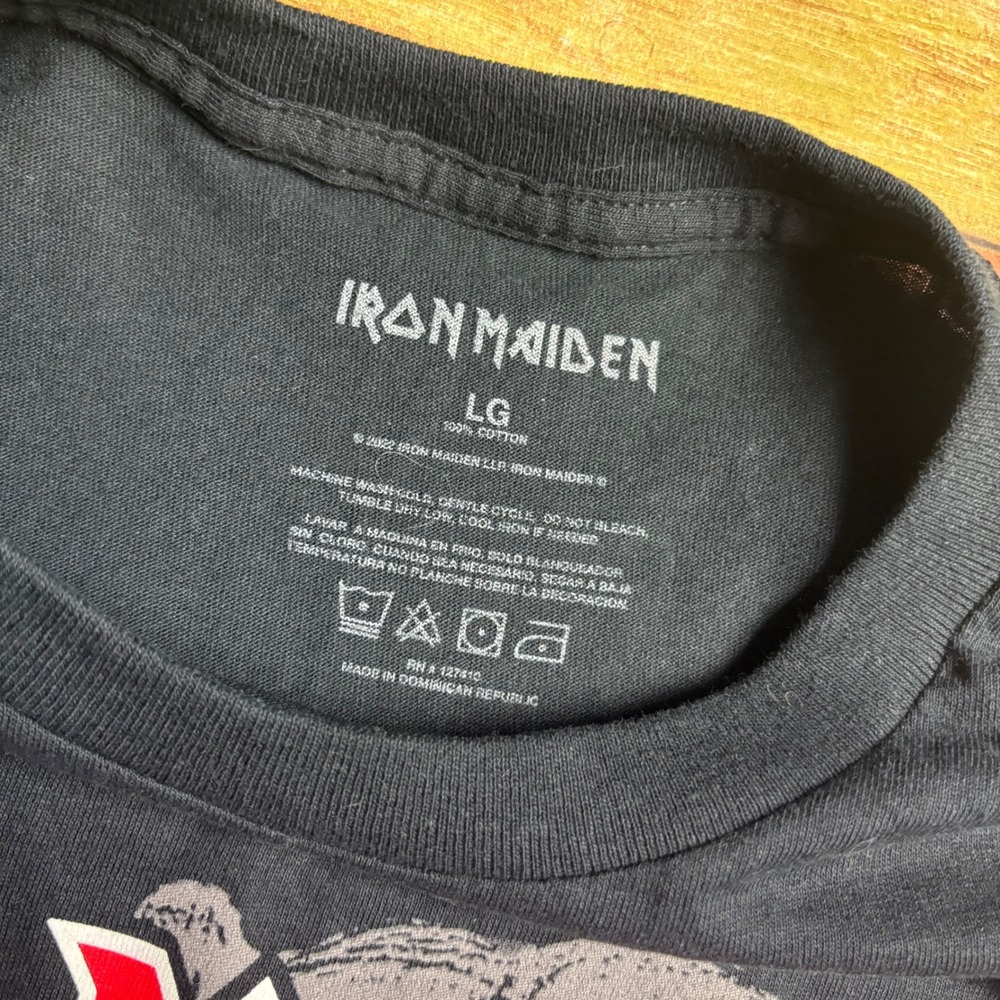 Iron Maiden The Number of the Beast Album Cover Graphic Band T-Shirt - Picture 4 of 5